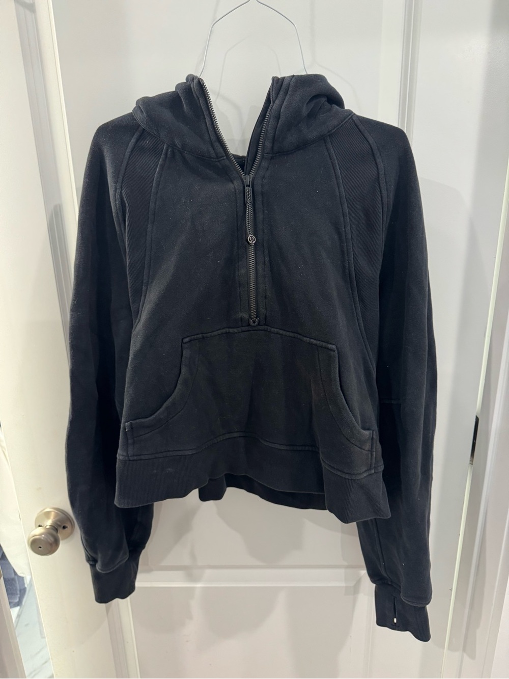 Lululemon black scuba sweatshirt
